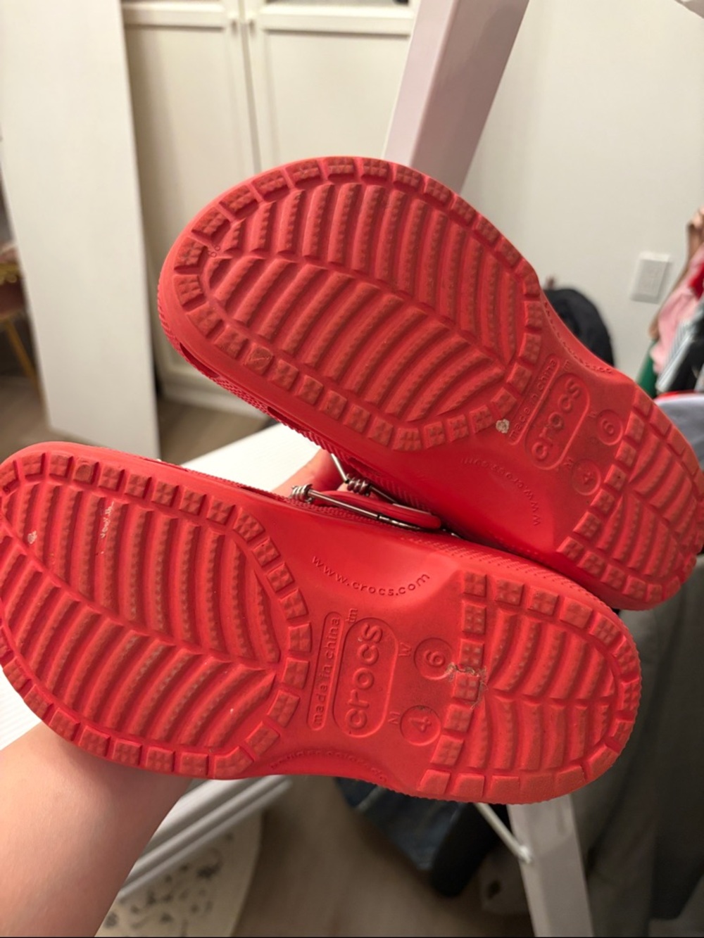 Karol G crocs - Picture 6 of 6